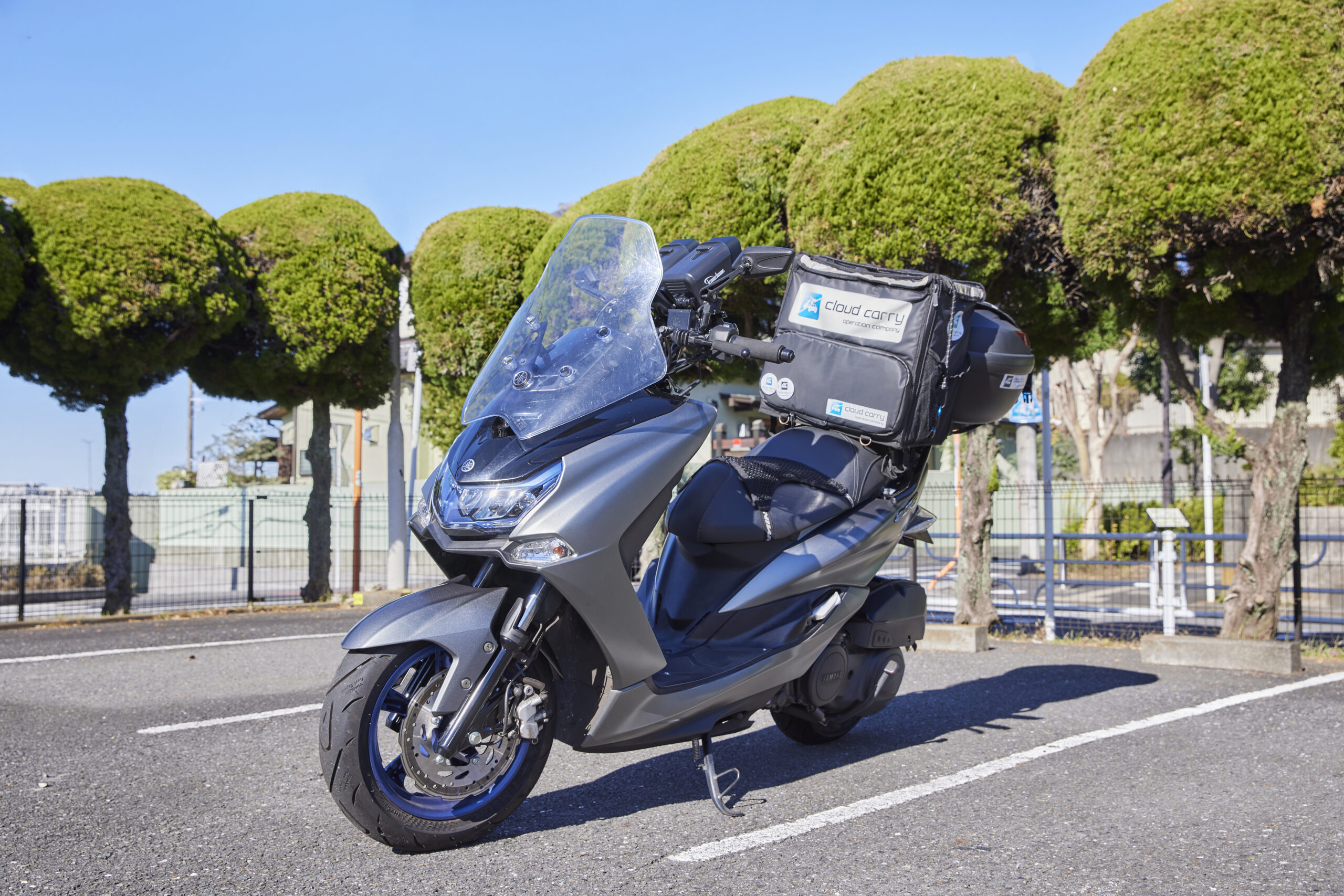 青空とバイクの写真